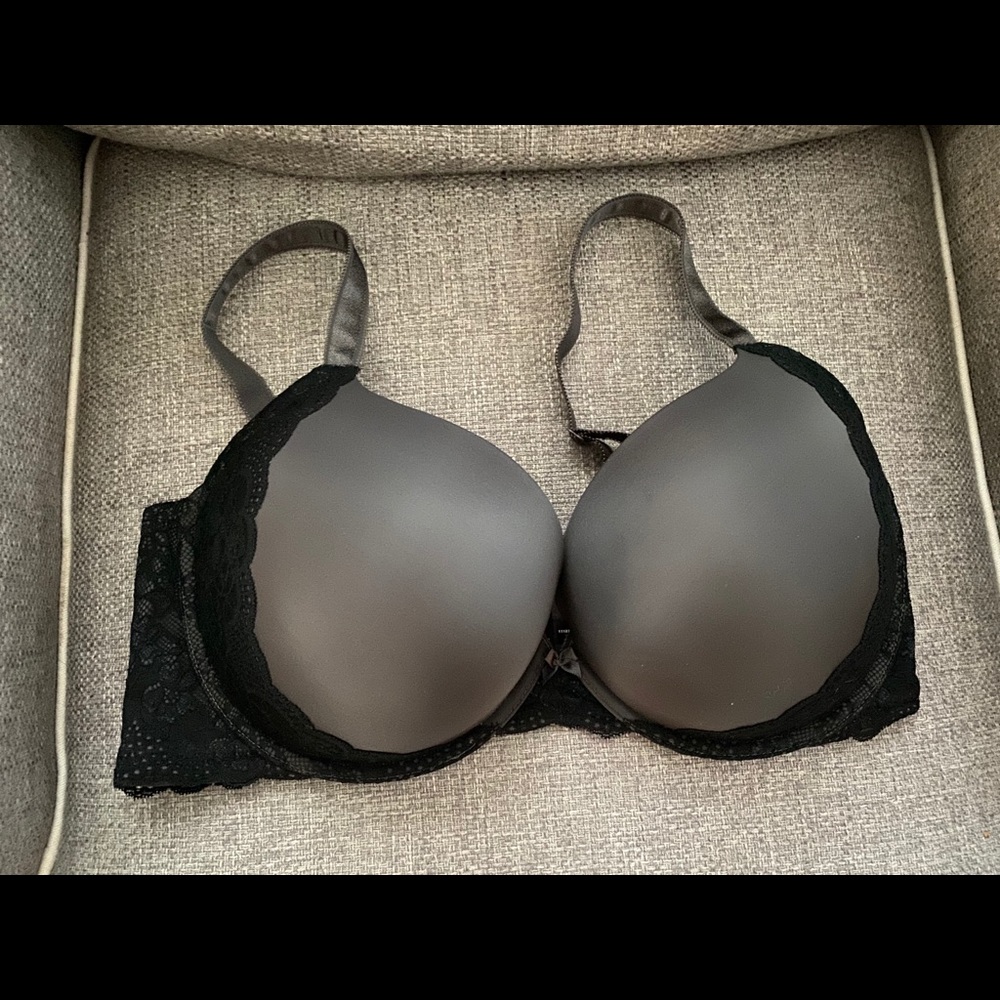 Grey torrid push up plunge bra with black lace 40F